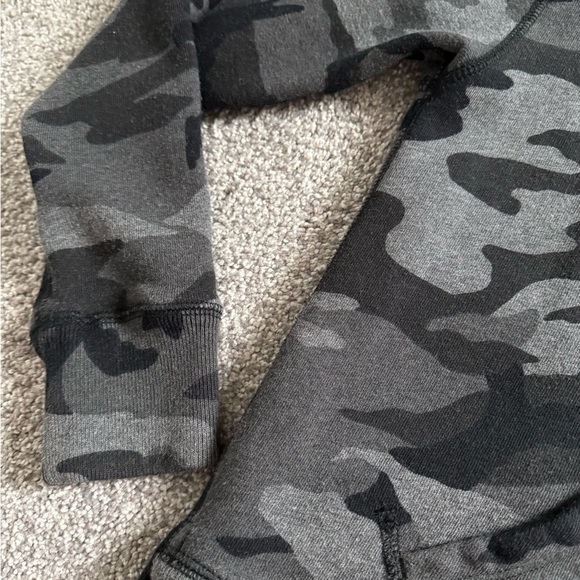 Ralph Lauren Camouflage Hoodie - Black and Gray - Picture 7 of 13